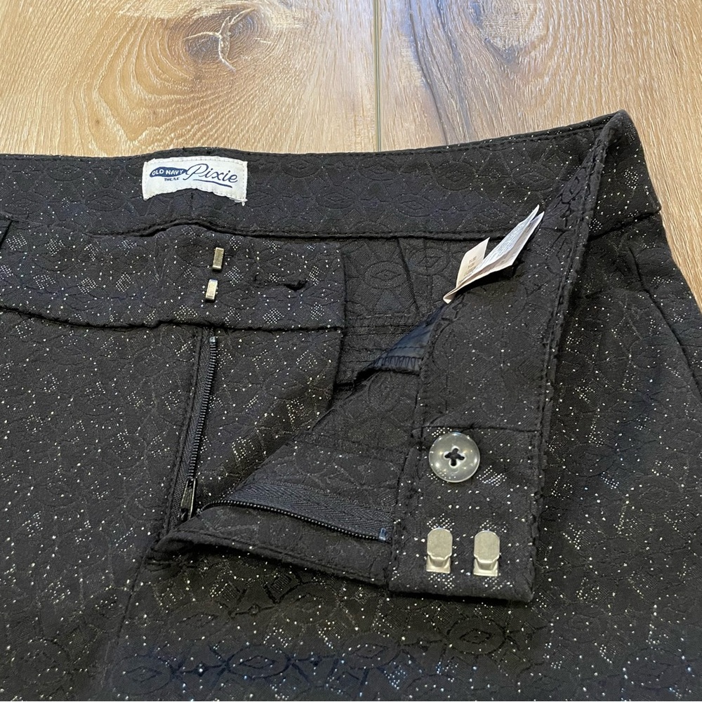 Old Navy Pixie Pants - image 5